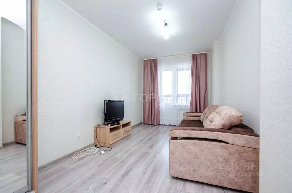 1-к кв. Новосибирская область, Новосибирск ул. Писарева, 125 (37.0 м) - Фото 1