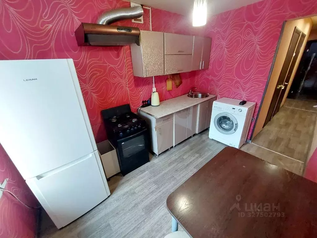 3-к кв. Челябинская область, Челябинск просп. Ленина, 23 (56.0 м) - Фото 2