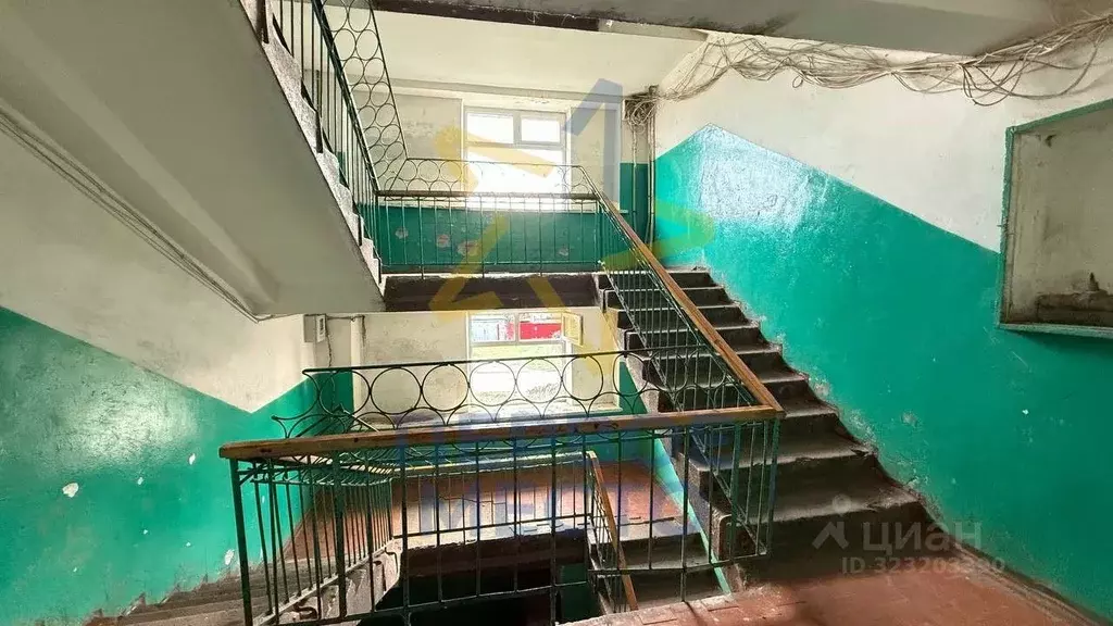 2-к кв. Башкортостан, Благовещенск ул. Братьев Кадомцевых, 5/3 (32.4 ... - Фото 2