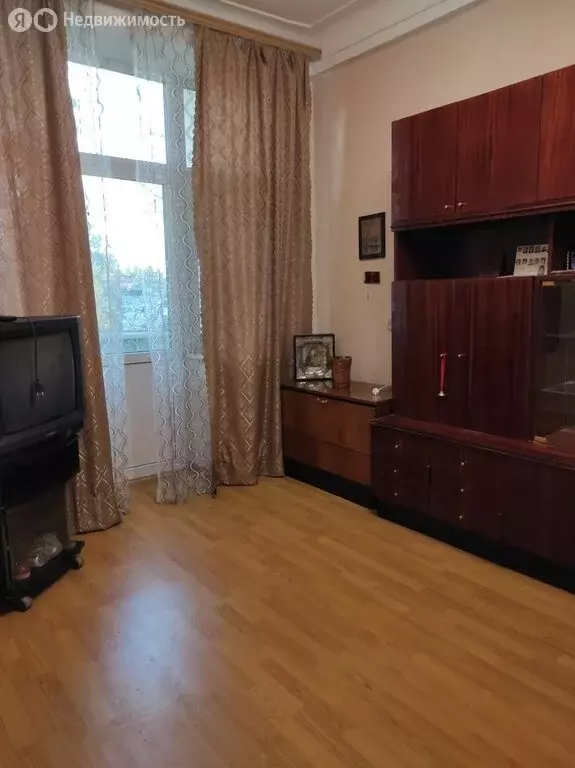 3-комнатная квартира: Ростов-на-Дону, проспект Ленина, 48 (73 м) - Фото 1