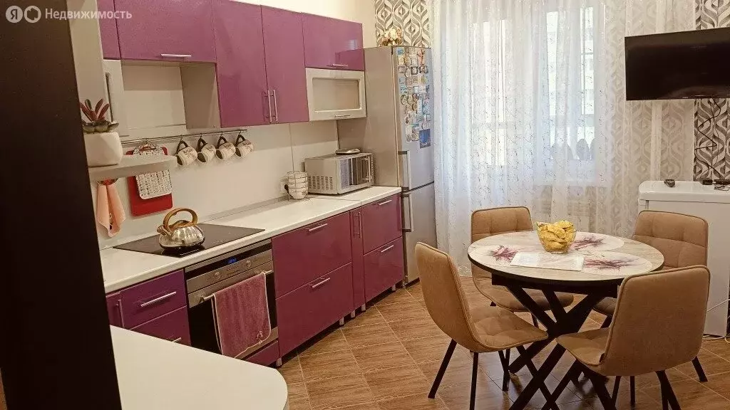 2-комнатная квартира: Пенза, улица Антонова, 24 (60 м) - Фото 1