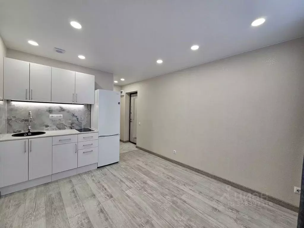 Студия Пермский край, Пермь Подлесная ул., 17 (17.0 м) - Фото 2