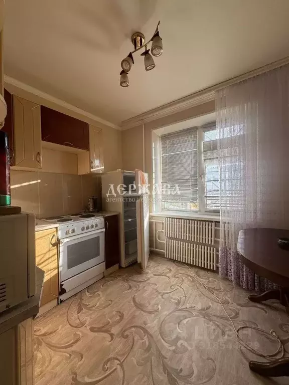 1-к кв. Белгородская область, Старый Оскол Ольминского мкр, 8 (40.0 м) - Фото 0