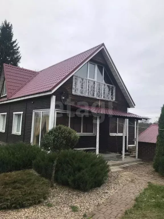 Дом в Брянская область, Навлинский район, Синезерское с/пос, с. Ревны ... - Фото 0