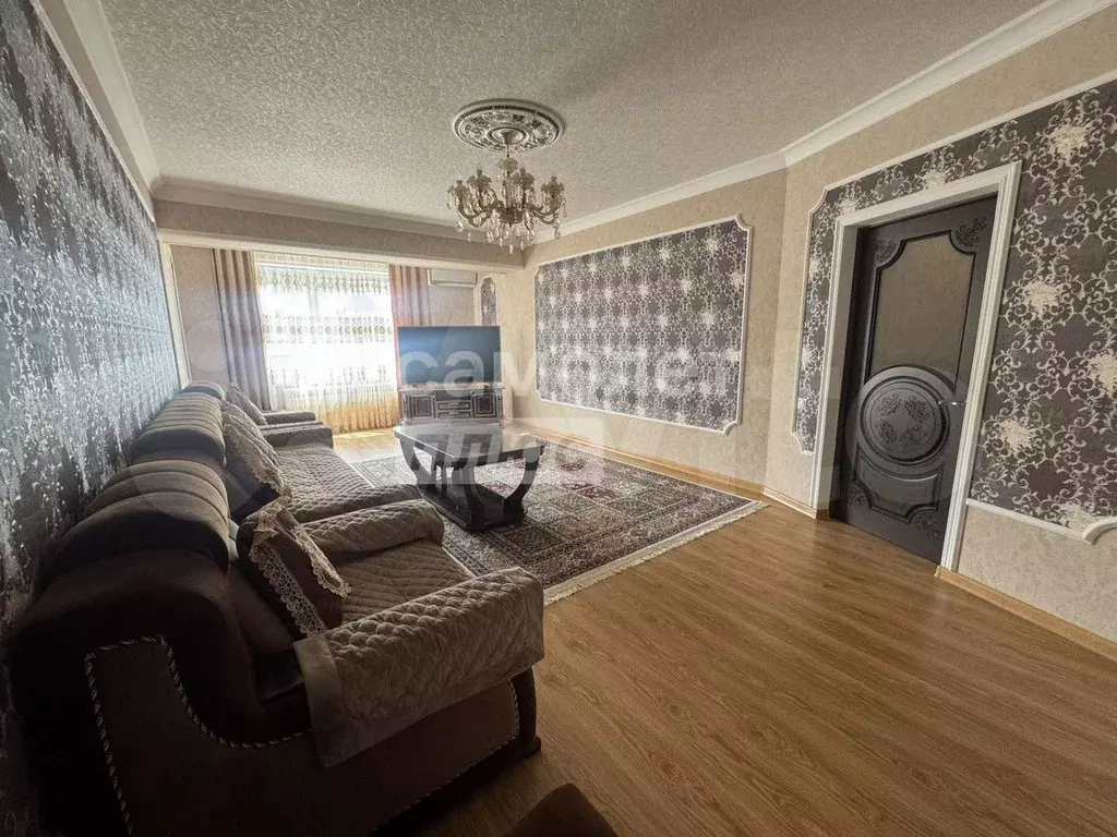 2-к. квартира, 100 м, 5/5 эт. - Фото 1