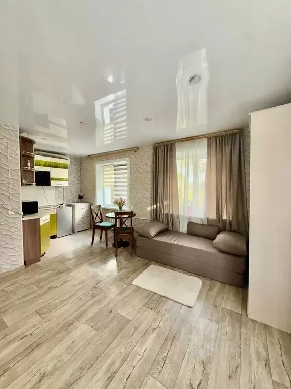 Студия Сахалинская область, Корсаков Советская ул., 30 (34.0 м) - Фото 1