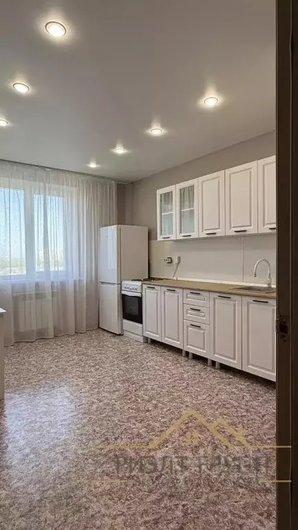 2-к кв. Татарстан, Казань ул. Мустая Карима, 7/10 (61.8 м) - Фото 1