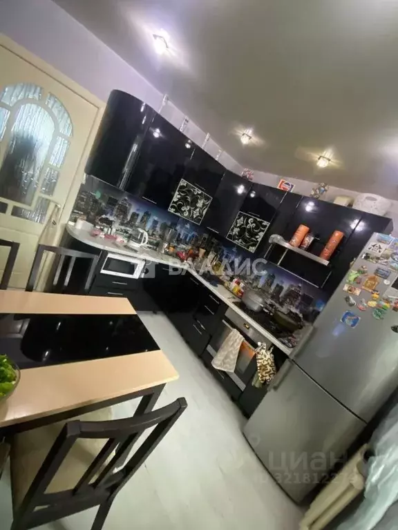 3-к кв. Владимирская область, Владимир ул. Ноябрьская, 8Б (79.0 м) - Фото 0