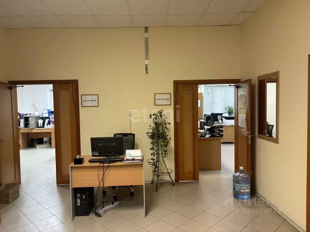 Офис в Тюменская область, Тюмень ул. 30 лет Победы, 81 (1529 м) - Фото 1