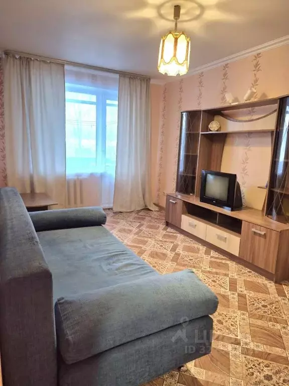 2-к кв. Тульская область, Узловая Магистральная ул., 43 (43.0 м) - Фото 1