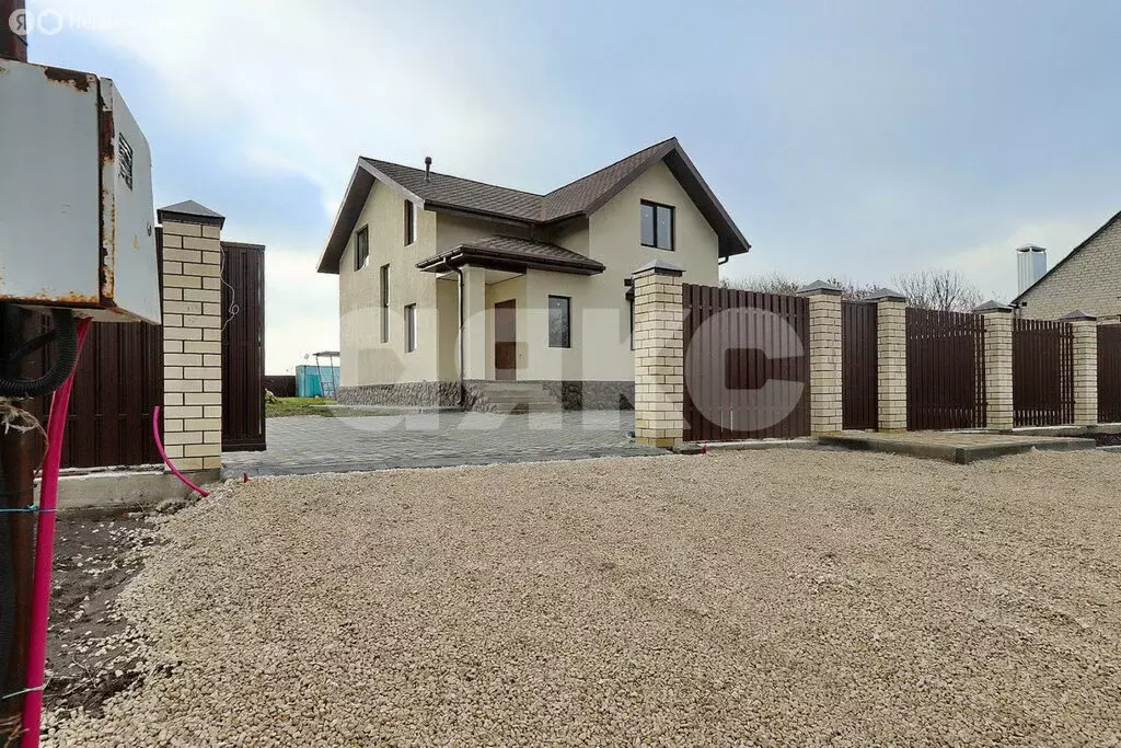 Дом в Липецкая область, Добровский муниципальный округ, село Панино ... - Фото 1