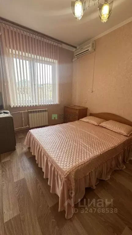 3-к кв. Астраханская область, Астрахань ул. Медиков, 7 (73.6 м) - Фото 1