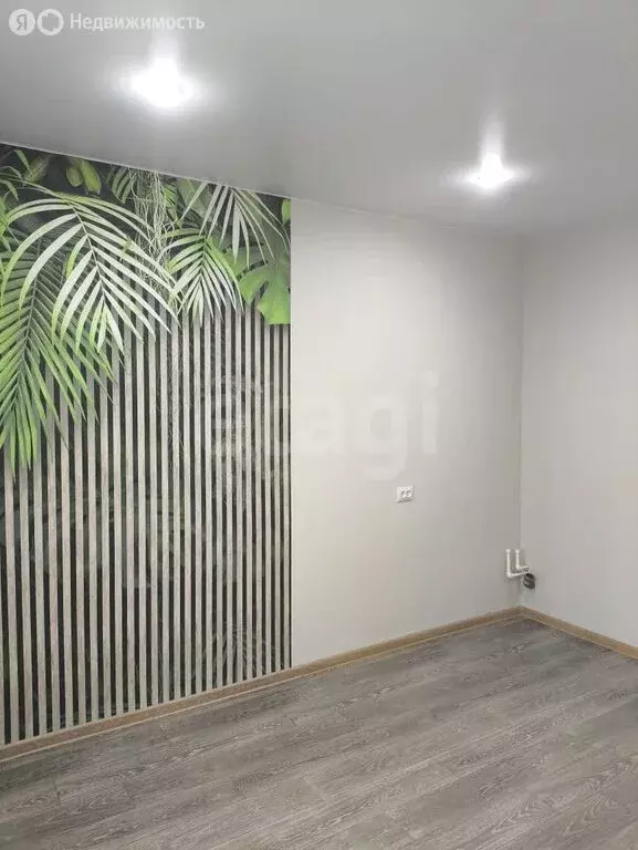 Квартира-студия: Юрга, улица Никитина, 28А (17 м) - Фото 0
