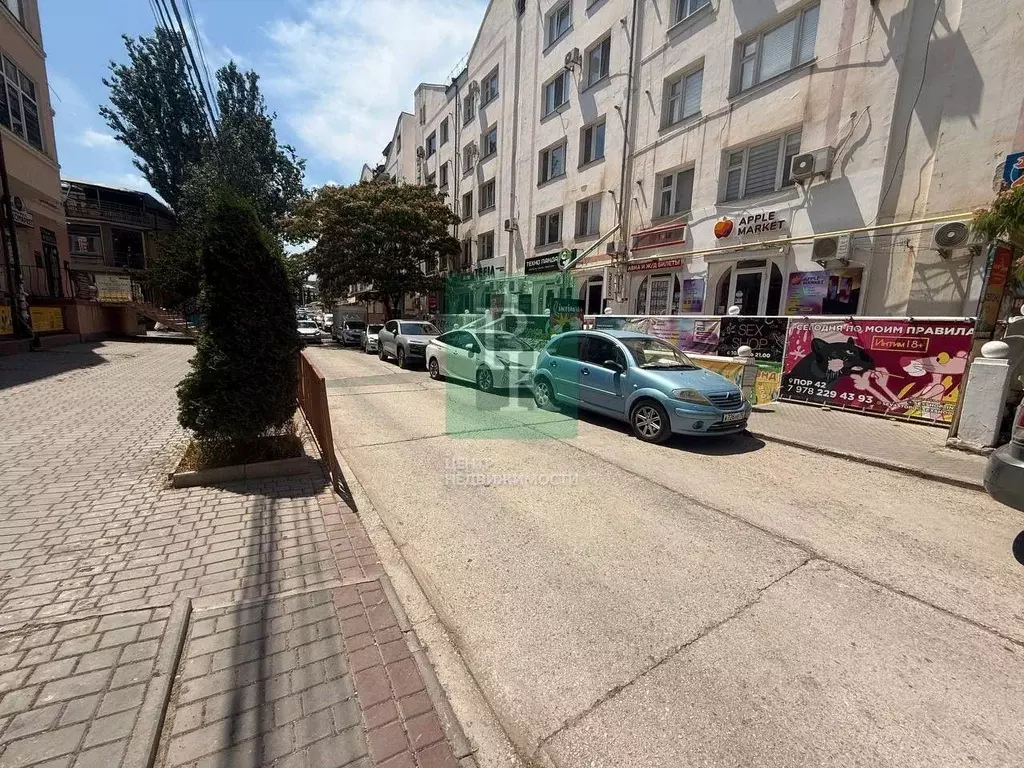 Помещение свободного назначения в Севастополь просп. Октябрьской ... - Фото 0