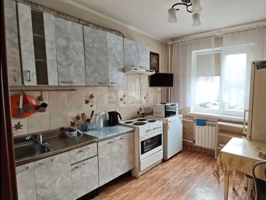 2-к кв. Красноярский край, Красноярск ул. Горького, 37 (42.0 м) - Фото 1