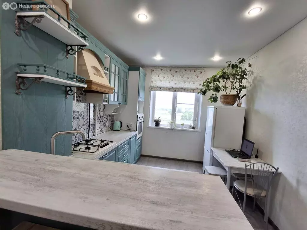 3-комнатная квартира: Миасс, улица Жуковского, 12 (62 м) - Фото 0