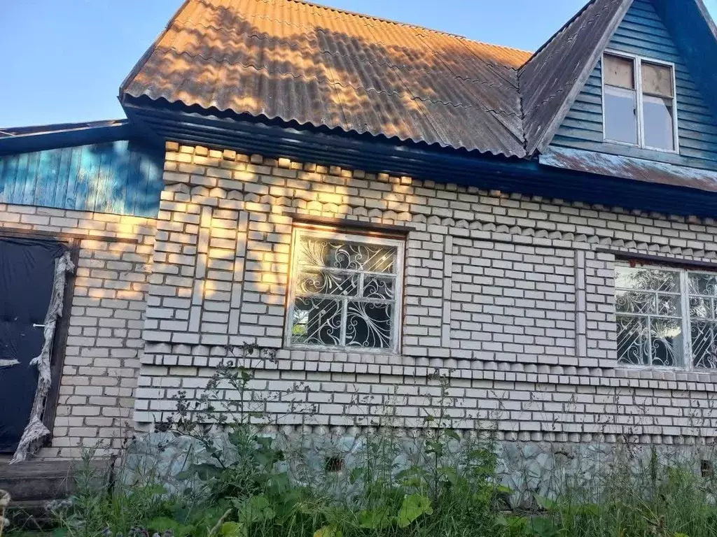 Дом в Алтайский край, Бийский район, с. Енисейское ул. Братьев ... - Фото 0