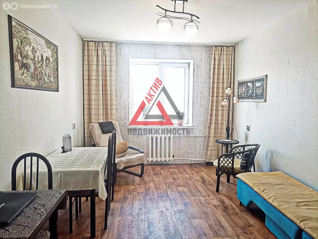 2-комнатная квартира: Каменск-Уральский, улица Кутузова, 36 (50.3 м) - Фото 0