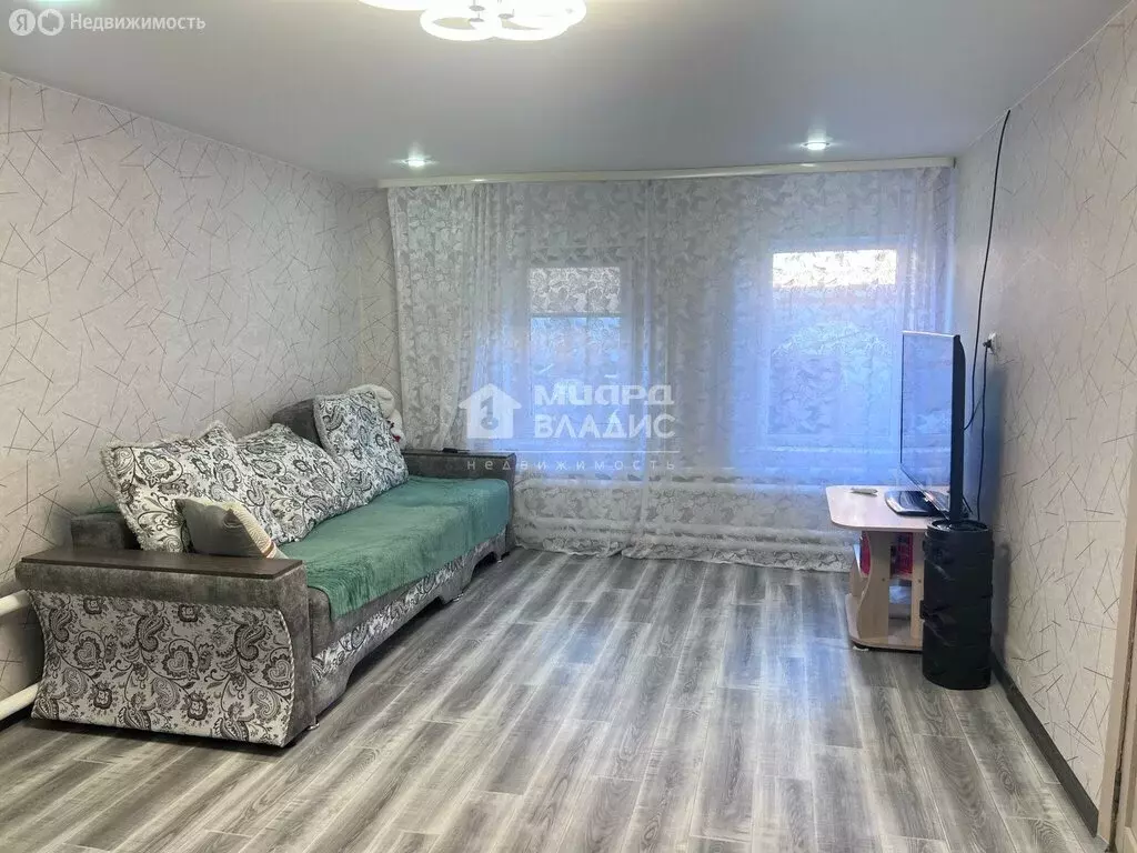 Дом в Омская область, рабочий посёлок Таврическое, Советская улица ... - Фото 1