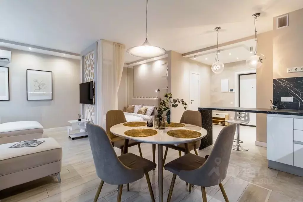 Студия Нижегородская область, Нижний Новгород пл. Свободы, 7 (55.0 м) - Фото 1