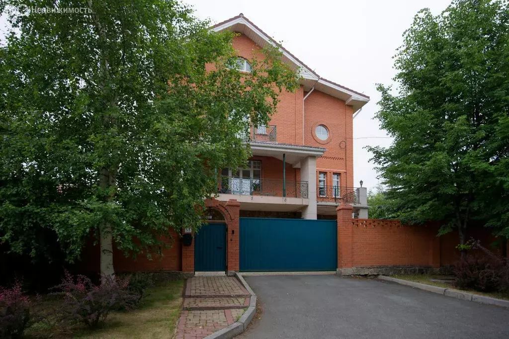 Дом в Екатеринбург, Колокольная улица, 55 (365 м) - Фото 1