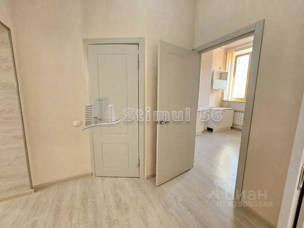 2-к кв. Оренбургская область, Оренбург ул. Кривцова, 14 (67.3 м) - Фото 2