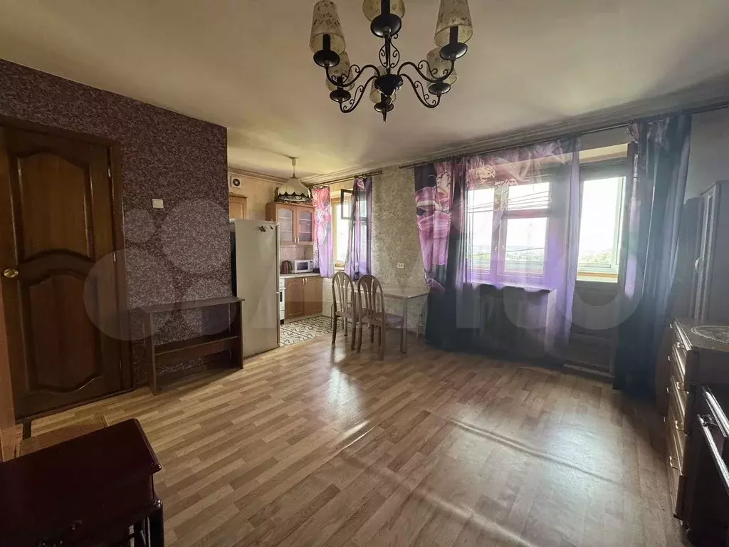 1-к. квартира, 35 м, 4/4 эт. - Фото 1
