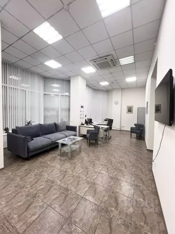 Офис в Кемеровская область, Новокузнецк ул. Тольятти, 62/5 (216 м) - Фото 1