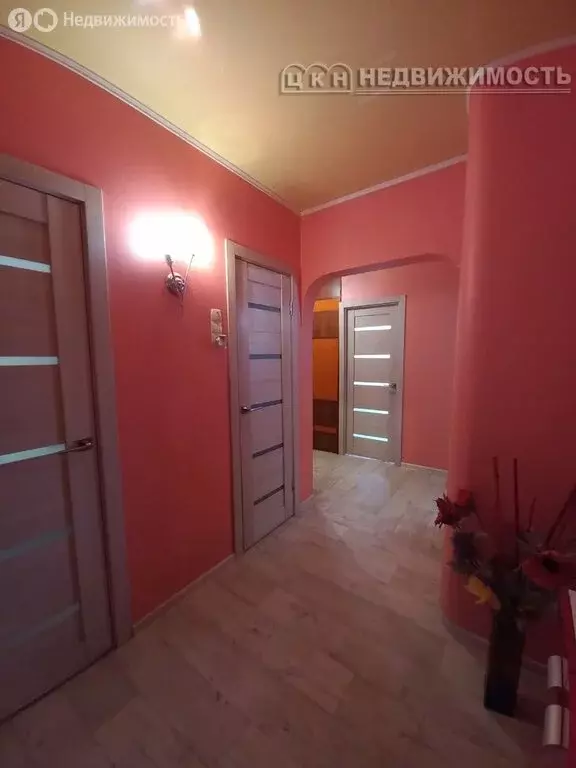 3-комнатная квартира: Оренбург, Дальний переулок, 31 (64 м) - Фото 0