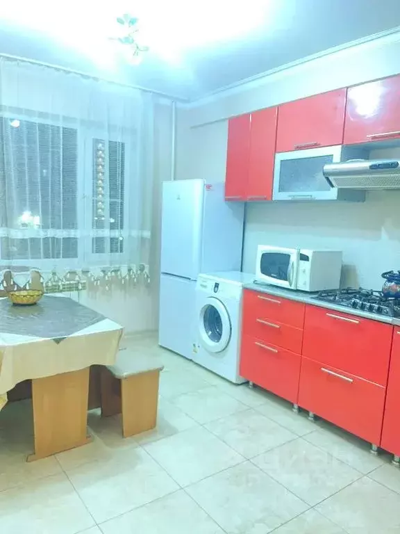2-к кв. Дагестан, Каспийск ул. Ленина, 41 (80.0 м) - Фото 1
