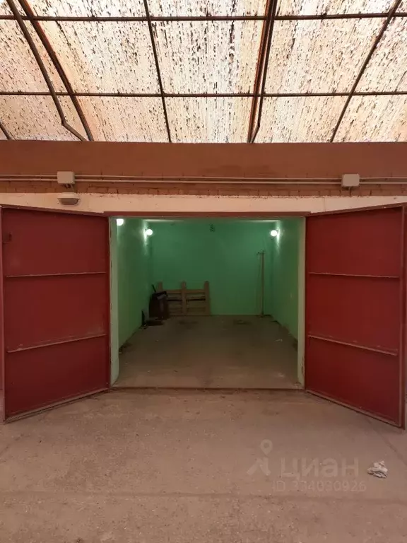 Гараж в Астраханская область, Астрахань ул. Победы, 52Аблок1 (19 м) - Фото 1