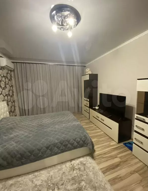 1-к. квартира, 37 м, 3/10 эт. - Фото 1