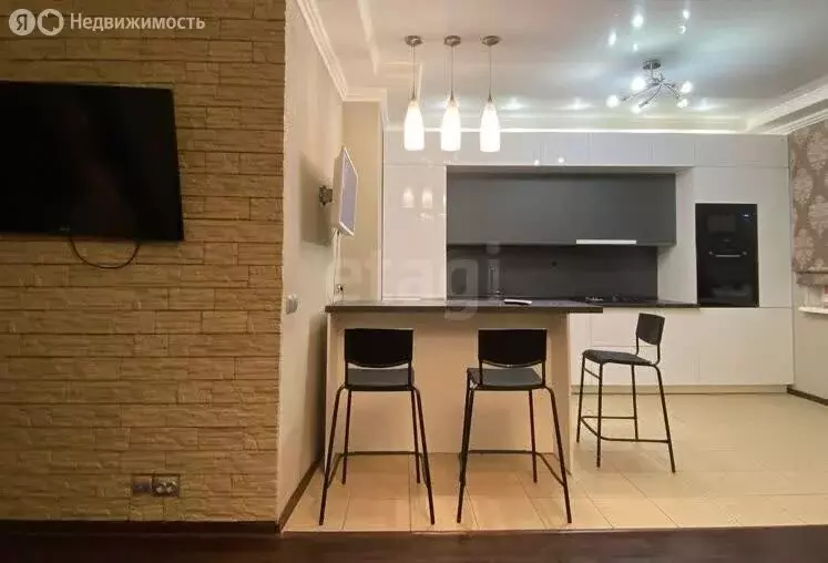 3-комнатная квартира: Якутск, улица Кулаковского, 32 (86.2 м) - Фото 1