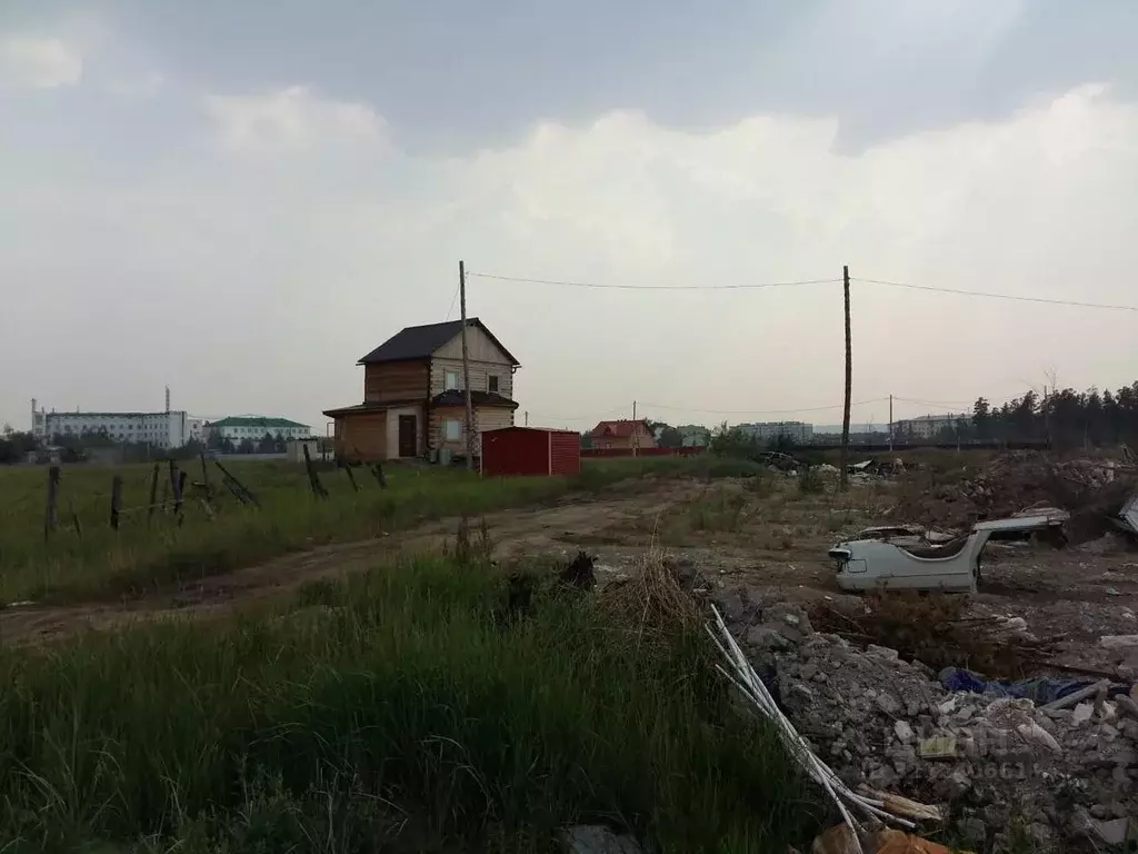 Участок в Саха (Якутия), Якутск ул. Лонгинова, 91 (8.0 сот.) - Фото 1