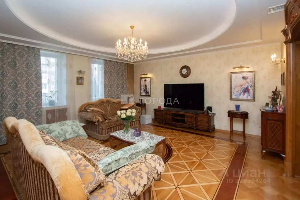 4-к кв. Кемеровская область, Новокузнецк ул. Кирова, 54 (166.6 м) - Фото 1