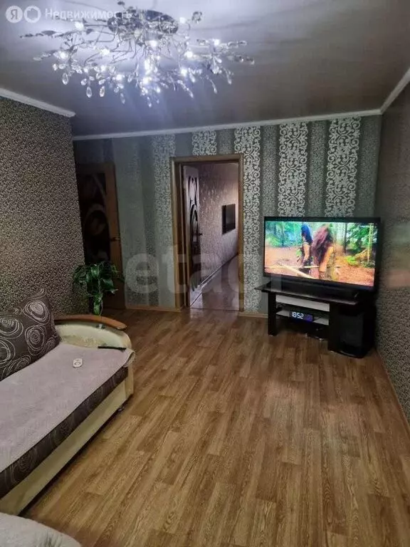 3-комнатная квартира: Семилуки, Комсомольская улица, 18 (58 м) - Фото 2