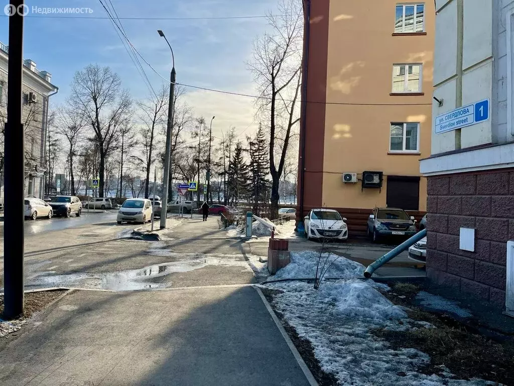 3-комнатная квартира: Иркутск, улица Свердлова, 1 (70.4 м) - Фото 2