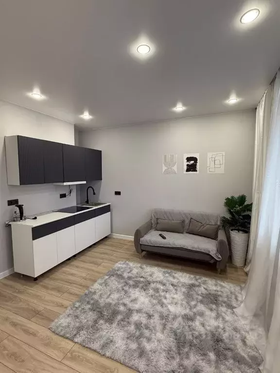 Студия Краснодарский край, Краснодар ул. Имени Героя Ростовского, 8к4 ... - Фото 1