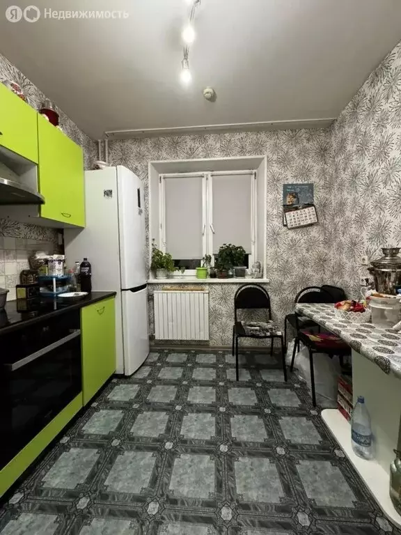 2-комнатная квартира: Копейск, улица Кирова, 10 (56.6 м) - Фото 1