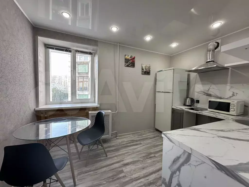 2-к. квартира, 48 м, 8/9 эт. - Фото 0