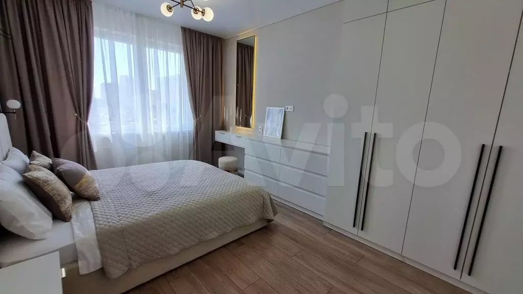 2-к. квартира, 57 м, 14/25 эт. - Фото 0