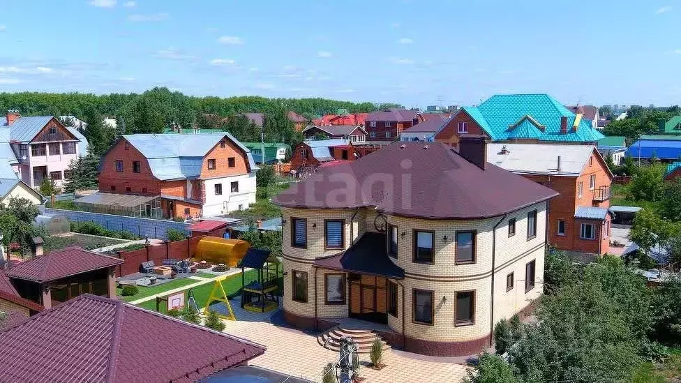 Дом в Тюменская область, Тюменский муниципальный округ, пос. ... - Фото 1