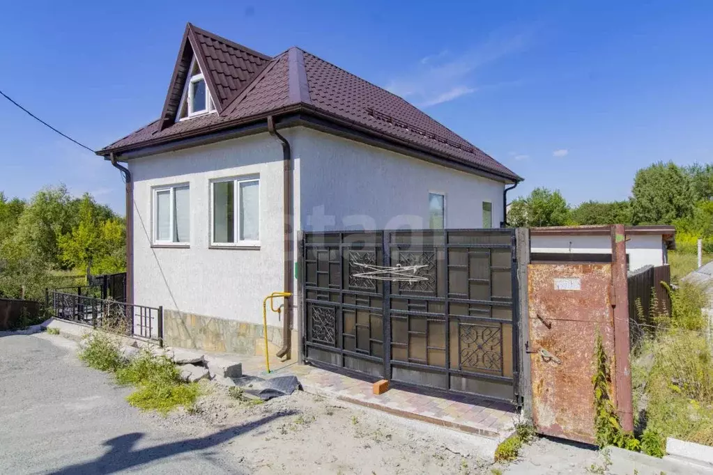 Дом в Тюменская область, Тюмень Актюбинский пер. (92 м) - Фото 1