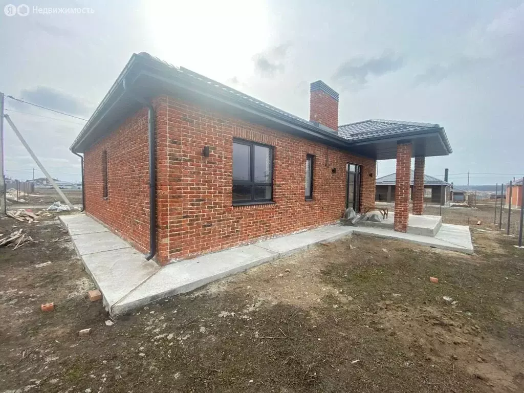 Дом в Мясниковский район, хутор Красный Крым (110 м) - Фото 0