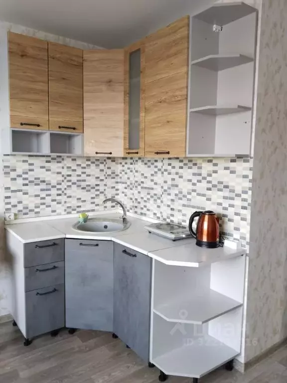 Студия Красноярский край, Красноярск ул. Светлова, 44 (25.0 м) - Фото 1