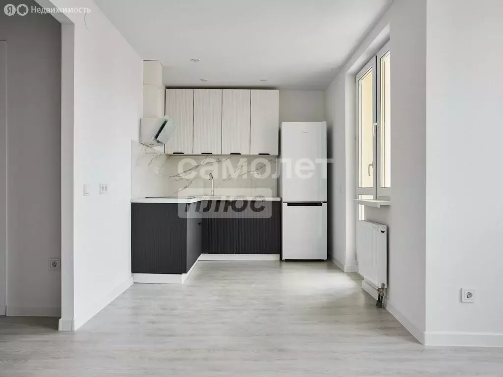 Квартира-студия: Мурино, улица Шувалова, 32 (32 м) - Фото 0