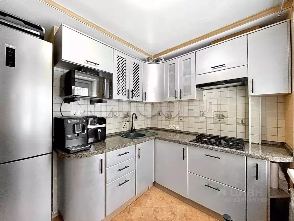 3-к кв. Архангельская область, Архангельск Троицкий просп., 186 (58.0 ... - Фото 2