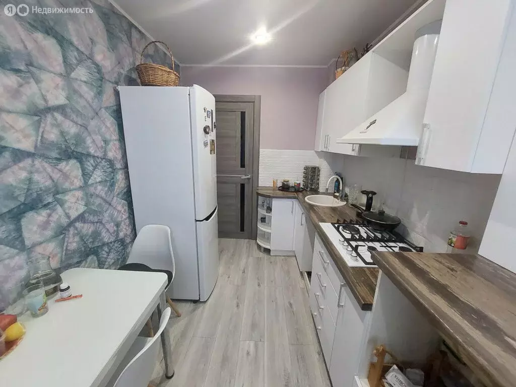 3-комнатная квартира: Строитель, микрорайон Южный, 19к3 (60.4 м) - Фото 2