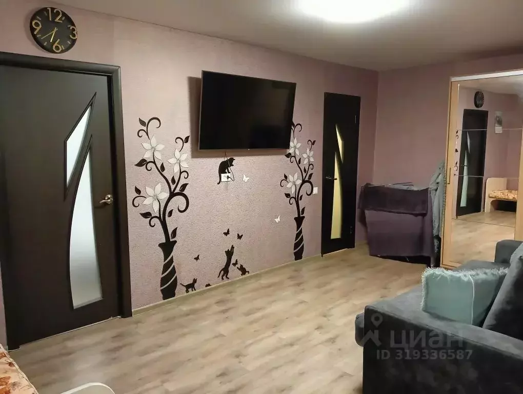 3-к кв. Челябинская область, Верхний Уфалей ул. Строителей, 9 (45.0 м) - Фото 1