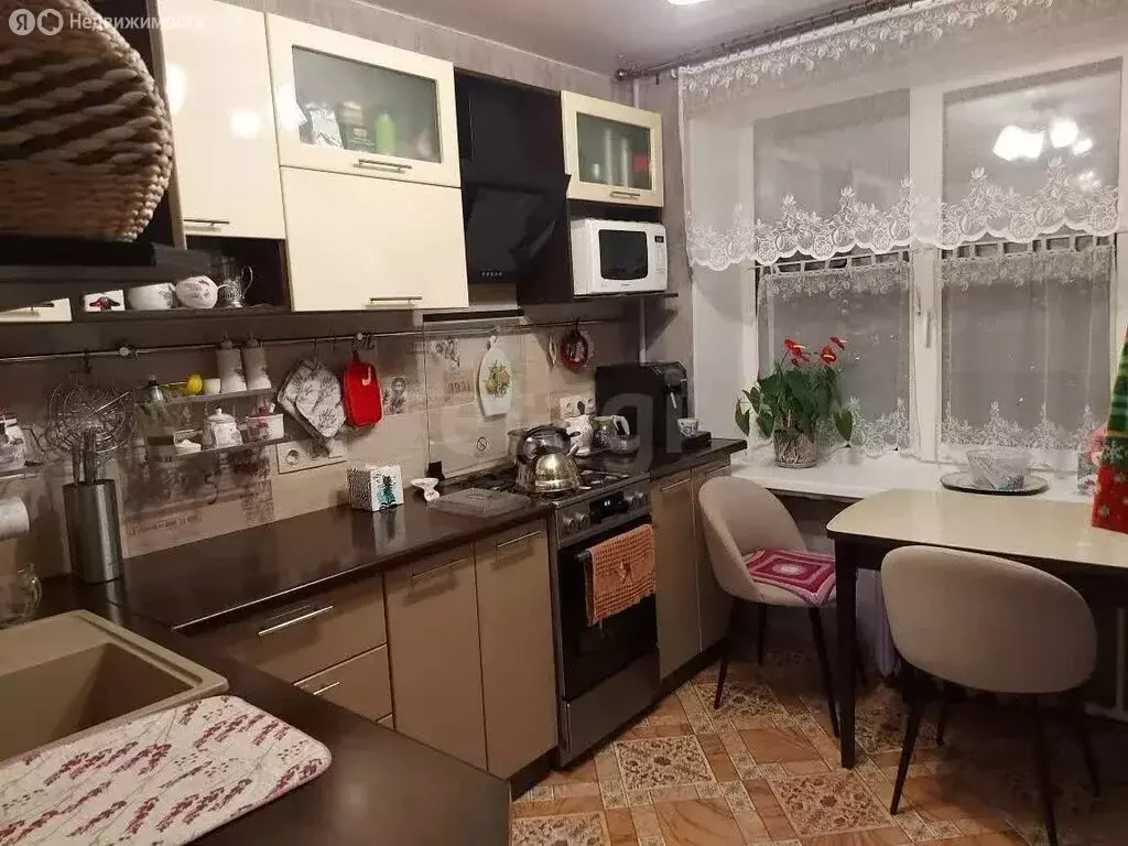 3-комнатная квартира: Санкт-Петербург, улица Турку, 20к1 (72.4 м) - Фото 1